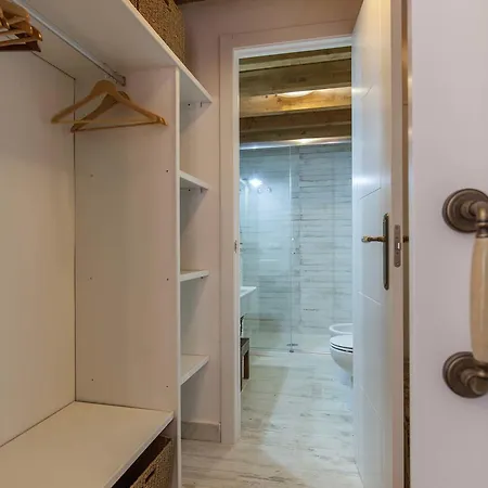 Loft / Duplex With Charming Historic Center. Wifi إشبيلية